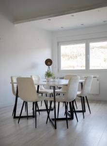 Appartements ++++ CENTRAL DUPLEX RENOVE 5 PIECES 150M2 A 8 MN DE LA PLACE DALTON ++++ : photos des chambres