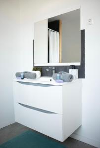 Appartements ++++ CENTRAL DUPLEX RENOVE 5 PIECES 150M2 A 8 MN DE LA PLACE DALTON ++++ : photos des chambres
