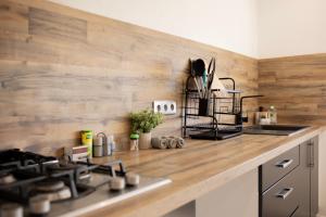 Appartements ++++ CENTRAL DUPLEX RENOVE 5 PIECES 150M2 A 8 MN DE LA PLACE DALTON ++++ : photos des chambres