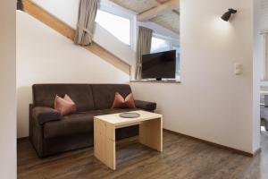 Two-Bedroom Apartment room in Dolomite Apartments Winklwiese