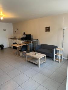 Studio cosy meublé tout confort, Proche centrale, Idéal pros & week-ends