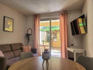 Appartement 5 couchages + jardin à 150m des plages