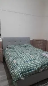 Spacious one bedroom flat w/ parking - 沃尔索尔