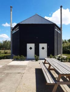 Blossom Barn Lodges
