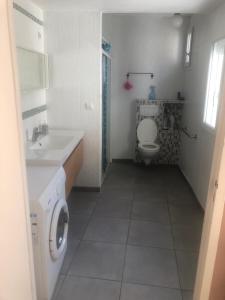 Maison POUR OUVRIERS seulement PAS DE TOURISME, NI FAMILLE