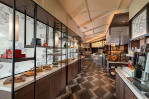 DoubleTree by Hilton Osaka Castle