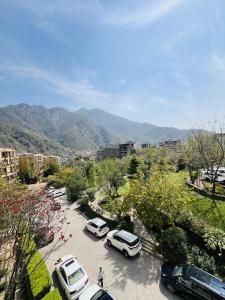 ALOHA DIVINE GANGES APARTMENTS with INFINITY POOL