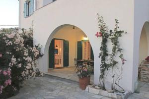 obrázek - VIENTO: a charming home in Triantaros ✮