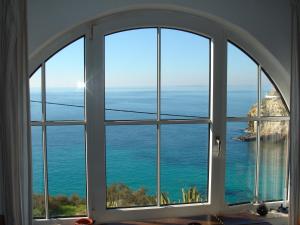 CastelloHouse, The Best Sea View, in front of Carvoeiro beach