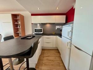 Studio rénové avec vue mer, parking, pour 3 personnes à Quiberon - FR-1-478-56