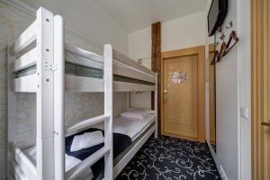 Meriton Old Town Garden Hotel