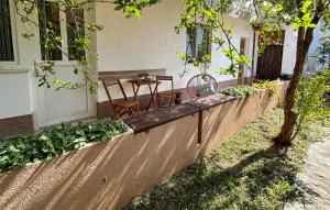 Amazing Apartment In Jesenice With Wifi