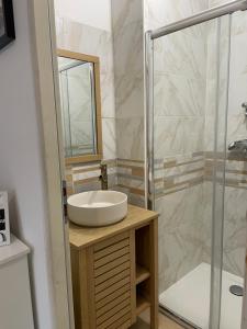 Sejours chez l'habitant Cosy studio, lit double : photos des chambres