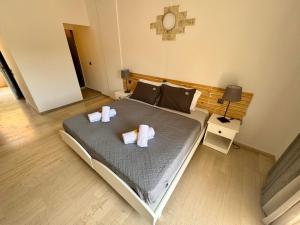 Summerscape Studios and Apartments