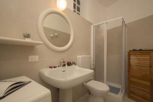 Rododendro Rosso - Happy Rentals
