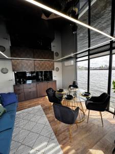 Houseboat EnergyApart