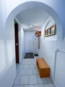 Private apartment with parking spot in the center