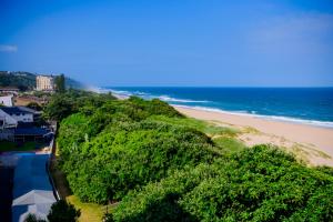 504 Amazibu Holiday Flat- Paradise on the Beach