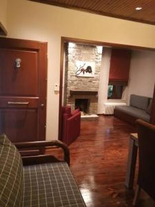 Τείχιο Πατρικό - Tihio Patriko - Πέτρινη κατοικία