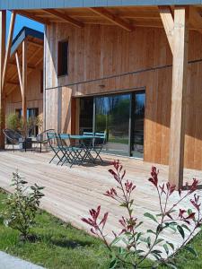 Le Spot de la Combe - Gîtes Jurassiens - 4hvězdičkové hotely ve městě Clairvaux-les-Lacs