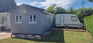 Campings Chalet et caravane sur terrain prive , mer a pied : photos des chambres