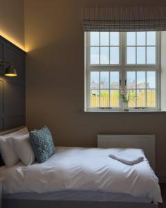 Exceptional Holiday Home 7 in Pickering with Hot Tub