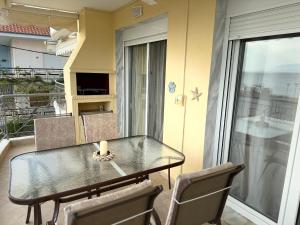 Sea 2 See Beachfront Residence