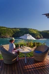 Cliffside Luxury Inn