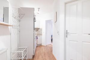 Penthouse Suites by JR City Apartments