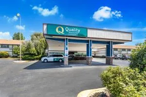 Quality Inn & Suites Medford Airport - Central Point
