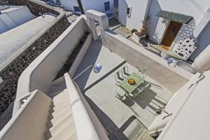 Pyrgos Terrace House Santorini Greece