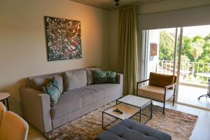 Familiar dpto. zona aeropuerto!!!