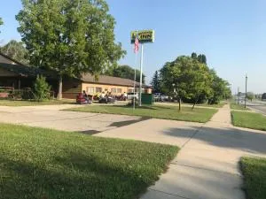 Country Lodge Inn - Spillville