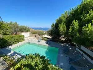 AEGEAN WINGS MAISONETTE - Orkos