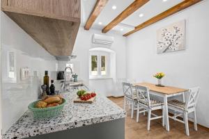 Old Tower Center Apartment