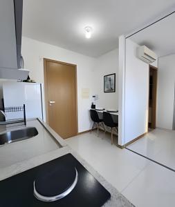 H.E 704 · Comodidade no Caminho Das Árvores