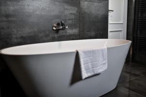 Luxury villa with a swimming pool Zadar - Diklo, Zadar - 22230