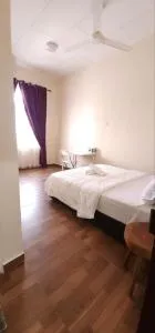 Di Melaka Adobe - Kampong Sarang Helang