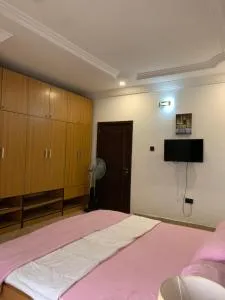 Stay with Ann - Galadima