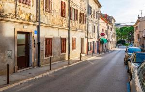 1 Bedroom Beautiful Apartment In Pula