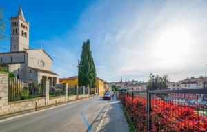 1 Bedroom Beautiful Apartment In Pula