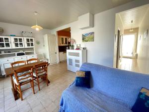 Maison Cosy Type 2 avec Patio Paisible, Proche Centre et Commerces – 3 Couchages - FR-1-231-322