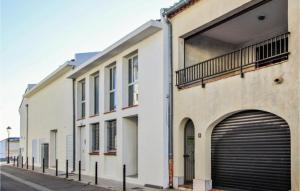 Maisons de vacances Stunning Home In St Maries De La Mer : photos des chambres