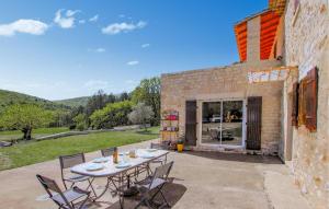 Maisons de vacances Awesome Home In Condillac With Wifi : photos des chambres