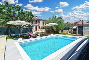 Ferienhaus mit Privatpool für 6 Personen ca 80 qm in Galižana, Istrien Istrische Riviera 