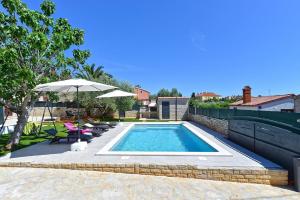 Ferienhaus mit Privatpool für 6 Personen ca 80 qm in Galižana, Istrien Istrische Riviera 