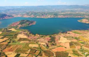 Stunning Home In Saint-Laurent-De-La-Ca