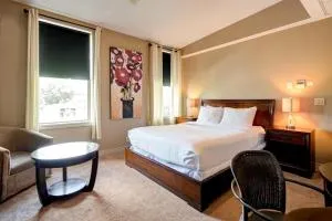 The Avonlea Inn - Goderich