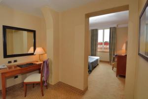 Quadruple Room room in LH Hotel Lloyd Rome