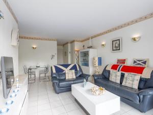 Cozy apartment with sunny terrace